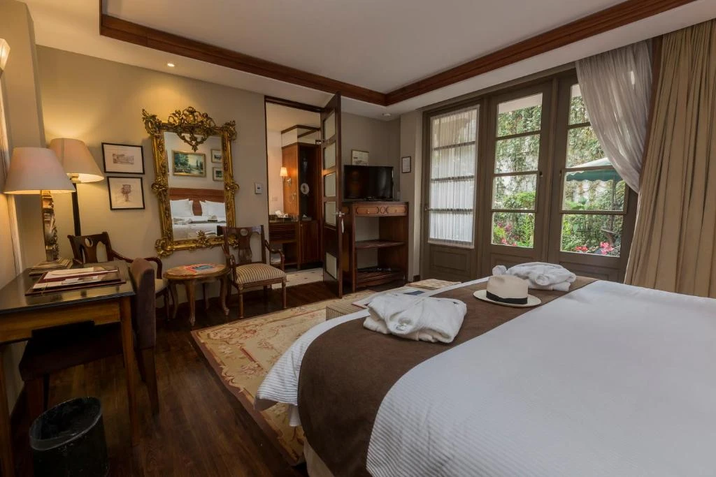 Mansion Alcazar